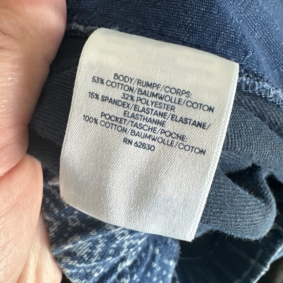 Lands' End Sport Knit Capri Pants Women S (6-8) Blue Geometric Elastic Waist - Picture 6 of 8